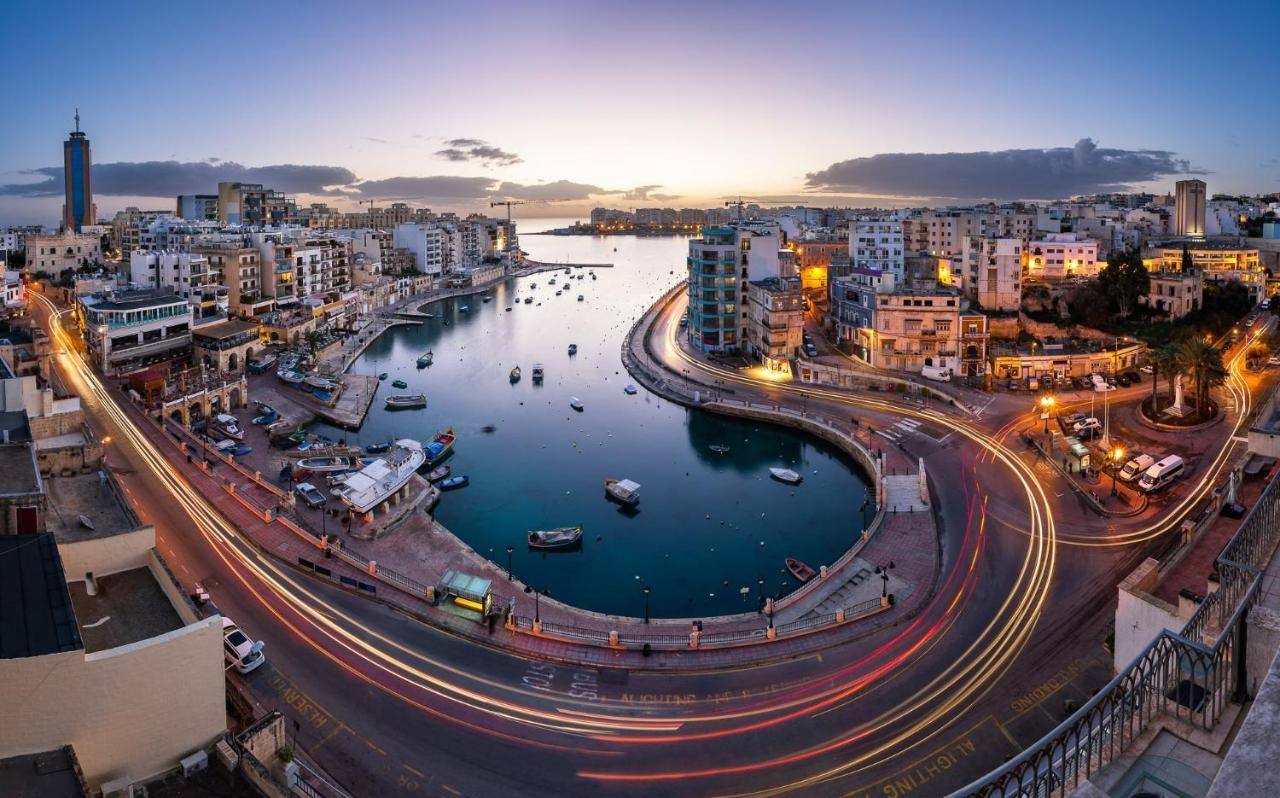 Modern Apartment In The Best Location, Perfect For Families Sliema Bagian luar foto