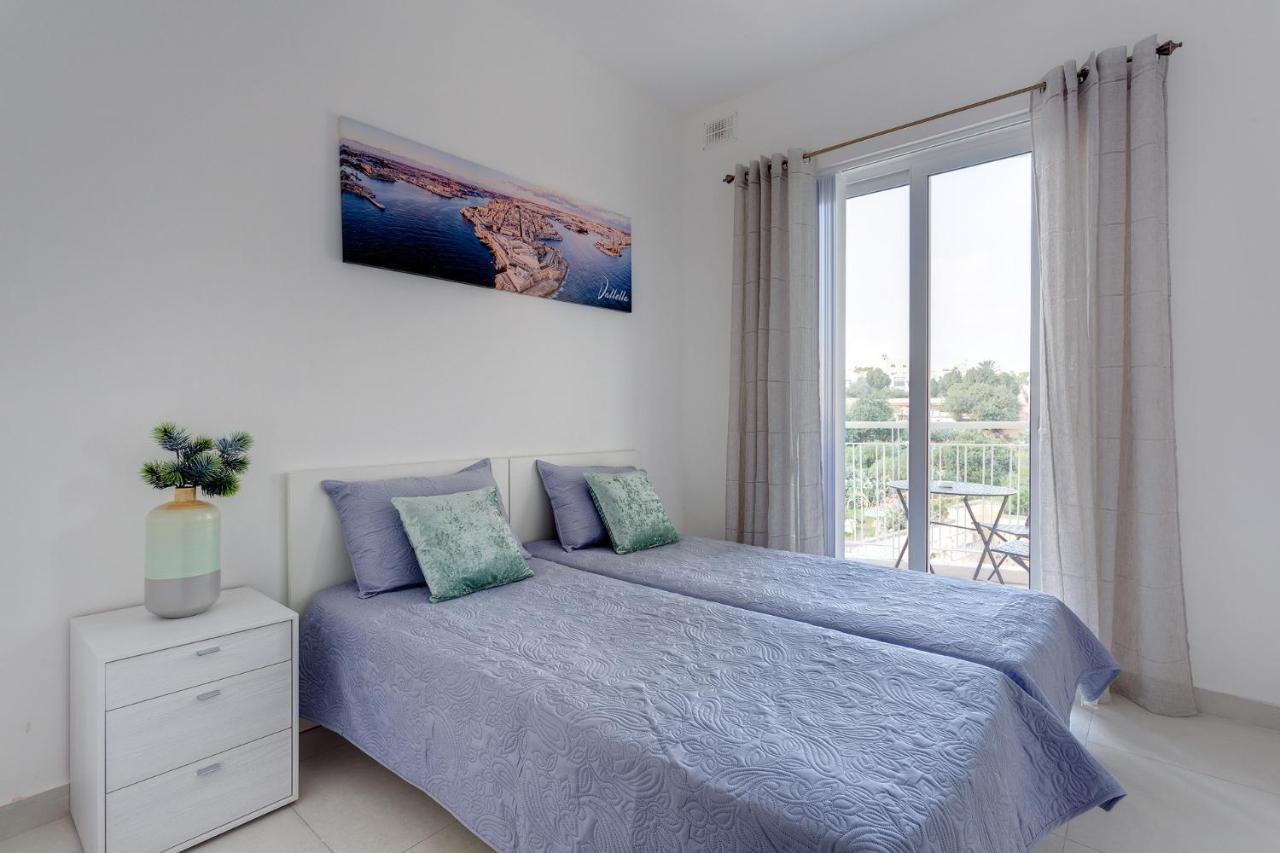 Modern Apartment In The Best Location, Perfect For Families Sliema Bagian luar foto